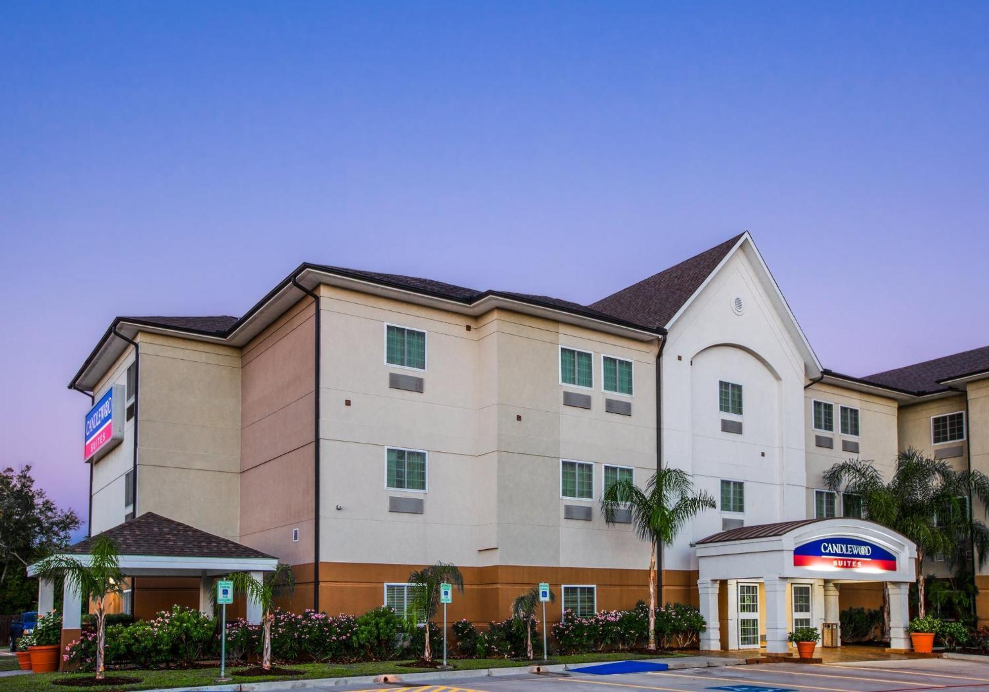 Candlewood Suites Lake Jackson By Ihg المظهر الخارجي الصورة